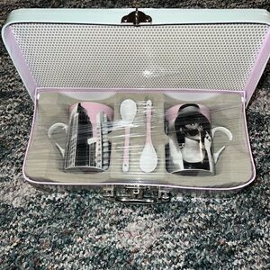 Chic Breakfast at Tiffany’s Mug Set with Spoons in Case